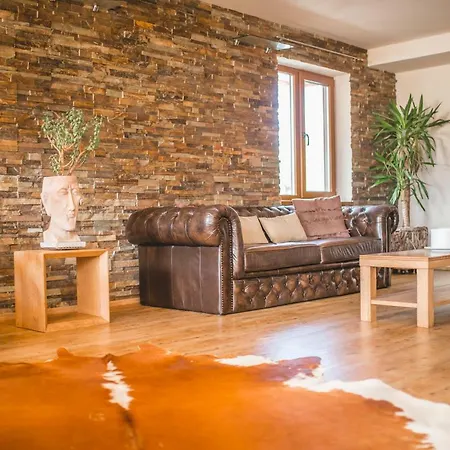 Downtown Alpi Apartamento