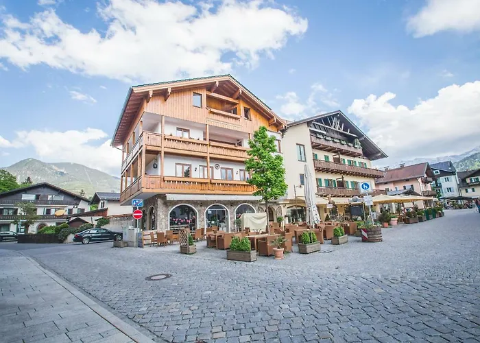 Downtown Alpi * Гарміш-Партенкірхен